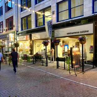 Saigon Restaurant and Bar