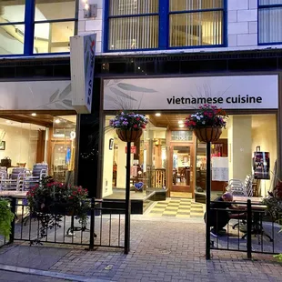 Saigon Restaurant and Bar