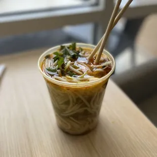To go Bun Bo Hue