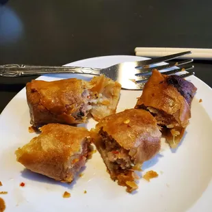 Egg rolls are excellent.