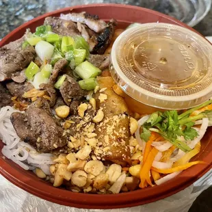 Grilled Pork &amp; Crispy Spring Roll with Vermicelli