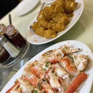 Steamed crab &amp; salted yolk crab