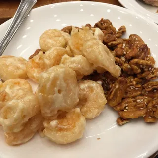 303. Honey Glazed Walnut Prawns