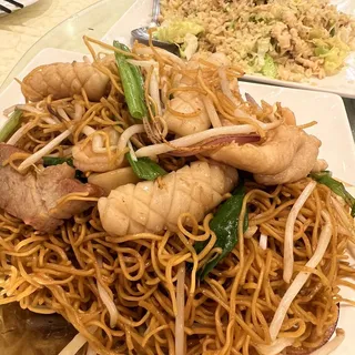 752. House Combination Chow Mein