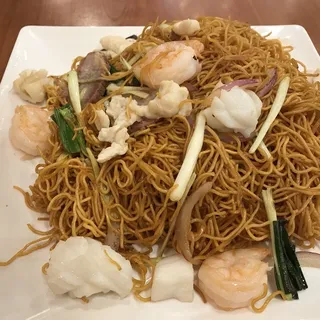753. Seafood Chow Mein