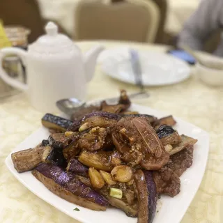 007. Braised Eggplant with Black Pepper Beef Ribs