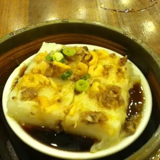 Large. Steamed Daikon Cake with Dry Scallop Lunch