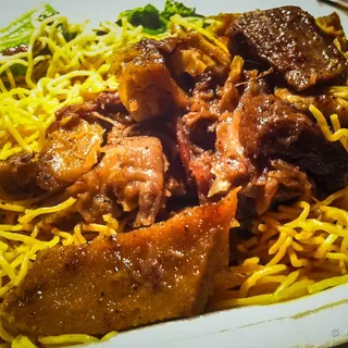 805. Beef Varieties Tossed Noodle