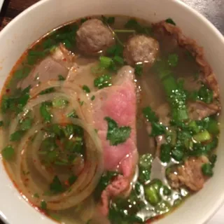 Spicy S.S. Special Pho