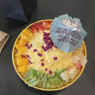 Mango snow with mango and strawberry