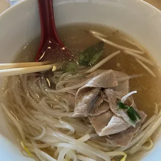 Rare Steak Noodle Soup (Ph Ti)