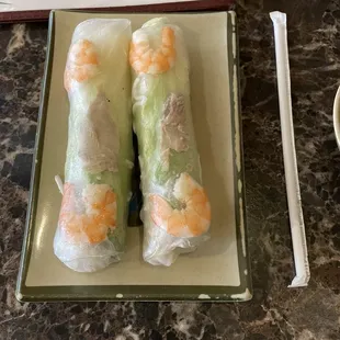 Summer rolls tasted dirty, do not recommend