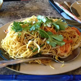 Shrimp lo mein