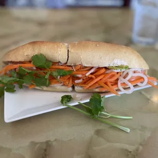 a sandwich on a plate