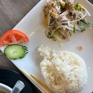 #31 Com tron ga dui xe