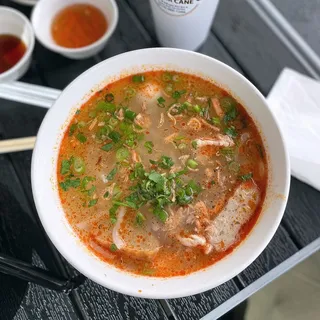 Banh Canh Tom Cua, Cha Ca