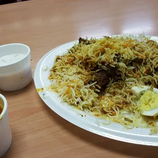 Fabulous mutton biryani.   Very authentic... deserves 5 stars!