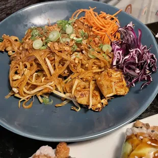 ramen and noodles, food