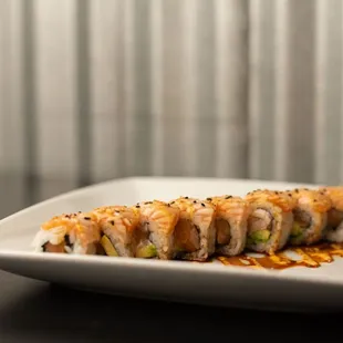 Super Salmon Roll