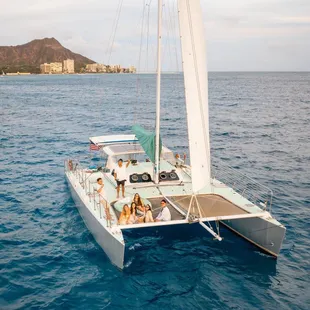 Sail Hawaiian Style Catamaran - Private Boat Charters in Honolulu, Hawaii