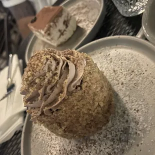 Nutella cake with walnuts