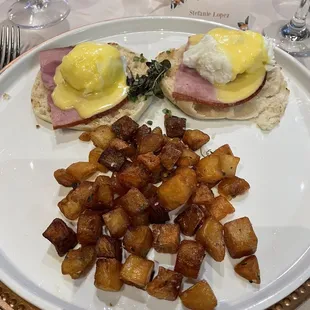 Eggs Benedict