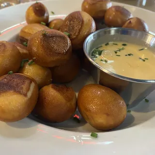 Pretzel Bites