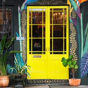 Entrance to the club. Everyone welcome.