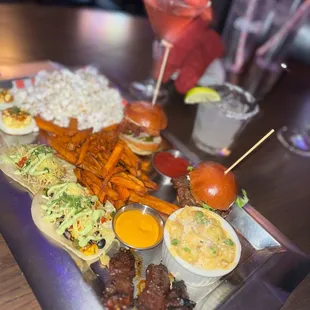 Sampler platter