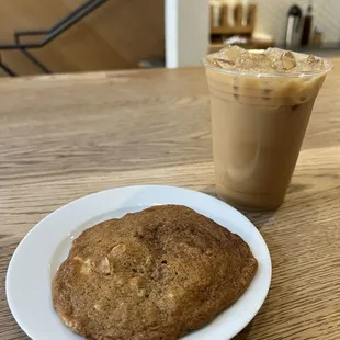 Yuzu macadamia cookie and orange cream latte