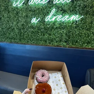 donuts, food, dough desserts