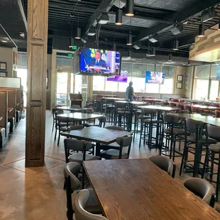 Long view towards the front of the restaurant