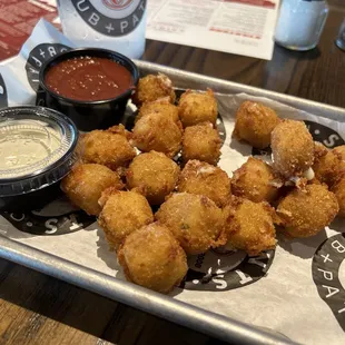 Fried cheese curds