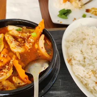 Claypot chicken, lots onions n gravy