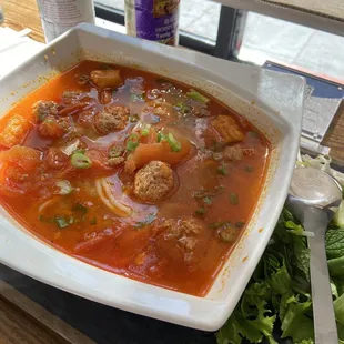 Bun Rieu