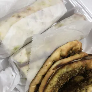 Zatar &amp; zataar with veggies.