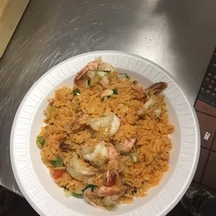 Locrio de camarones a la perfeccion. Love it this place is to much they got everything.