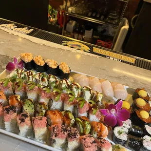 Saji-ya's speciality rolls and Nigiris!