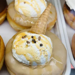Caramel donut