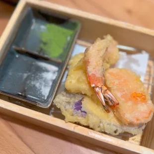 TEMPURA part of the TEMPURA &amp; SUSHI SET