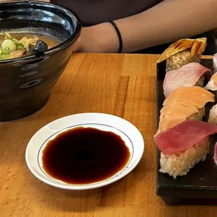 Ramen sushi set