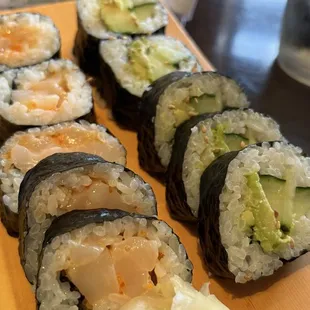 Spicy scallop and avocado/cucumber