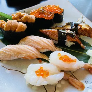 Hokkaido uni, ikura, salmon belly, unagi, amaebi
