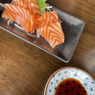 5 pc salmon sashimi