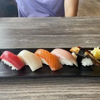 5 Pieces Sushi Sampler