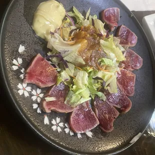 Tuna tataki- yes please!