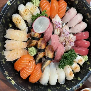 33 Piece Sushi