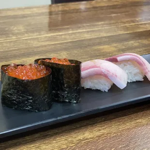 Hey fresh yellow tail and sockeye ikura! Highly recommend