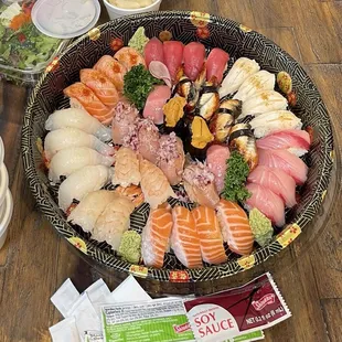 food, sushi, sashimi, sushi and sashimi