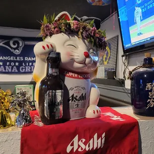 Dinner @Sakana Grill this eve 6/6/2022. We both enjoyed dining in here 4 tonight. This was our 2nd time here. Cool Lucky Cat pictured here!